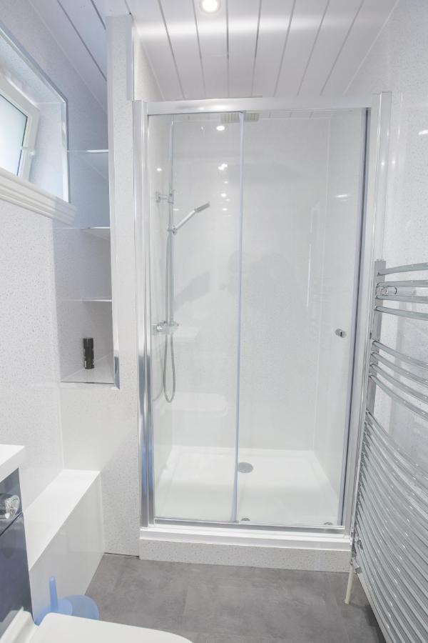 Stylish Modern Newly Built Apartment 15 Min From City Centre Edinburgh Ngoại thất bức ảnh