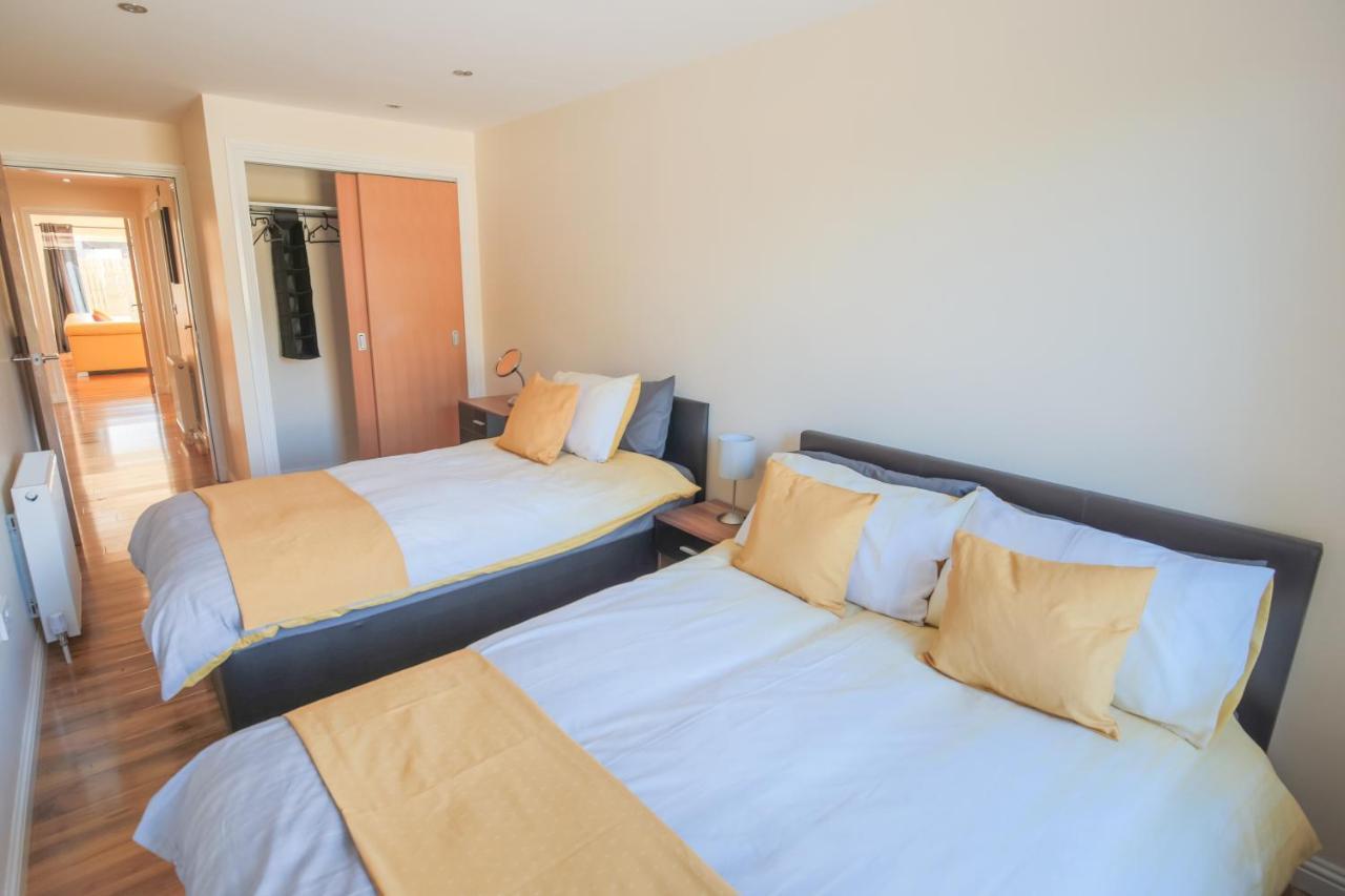 Stylish Modern Newly Built Apartment 15 Min From City Centre Edinburgh Ngoại thất bức ảnh